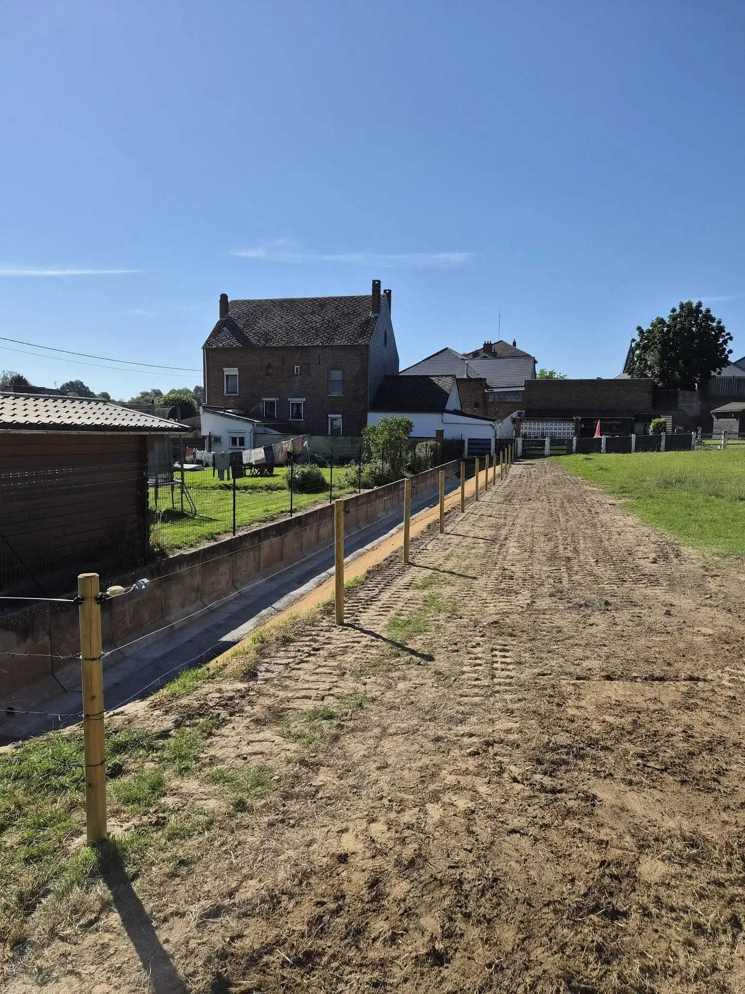 Chantier Villers-la-Ville : talus anti-érosion avec natte coco